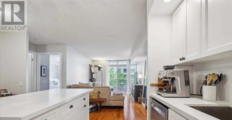 511-5229 Dundas Street W, Toronto, ON, M9B 6L9 - 18