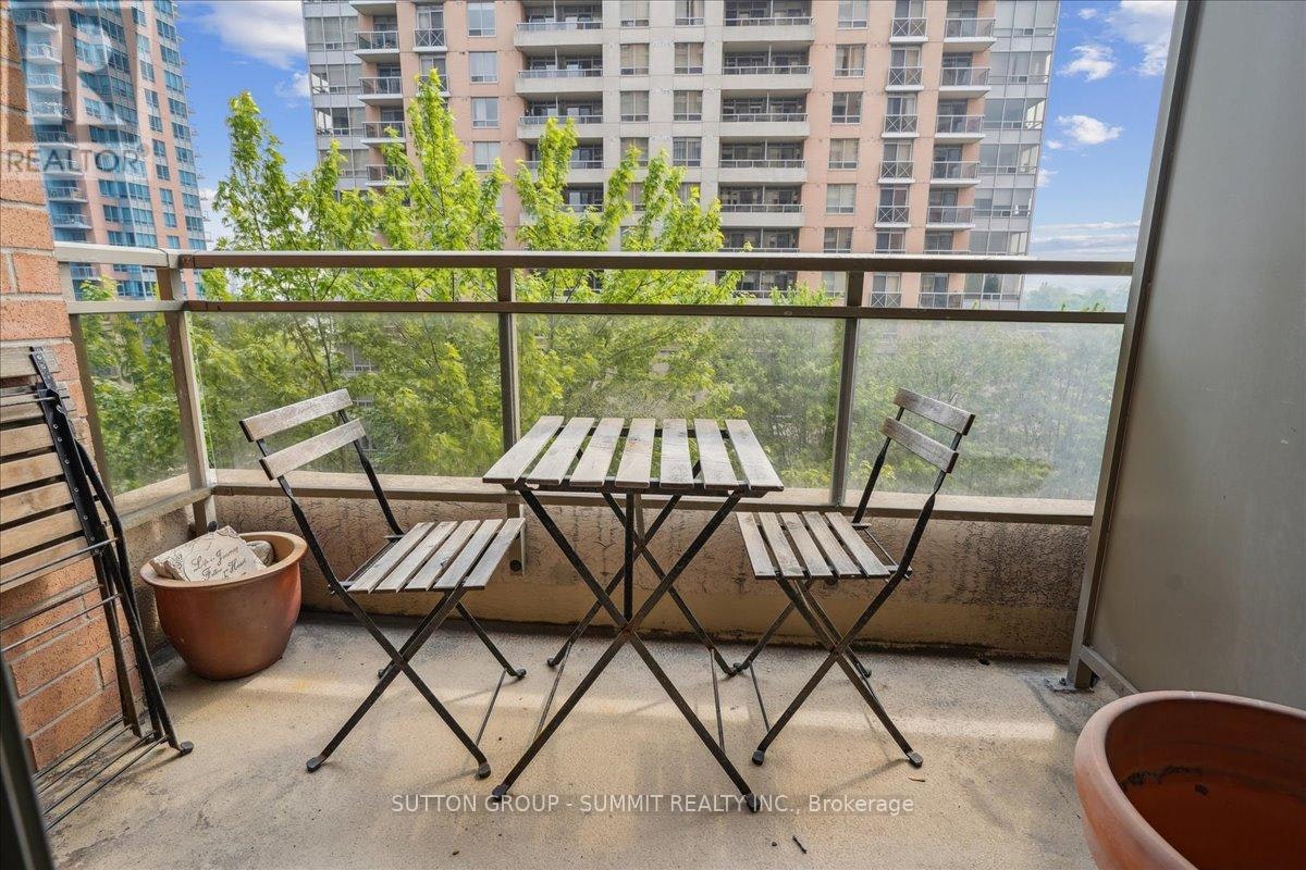 511-5229 Dundas Street W, Toronto, ON, M9B 6L9 - 8