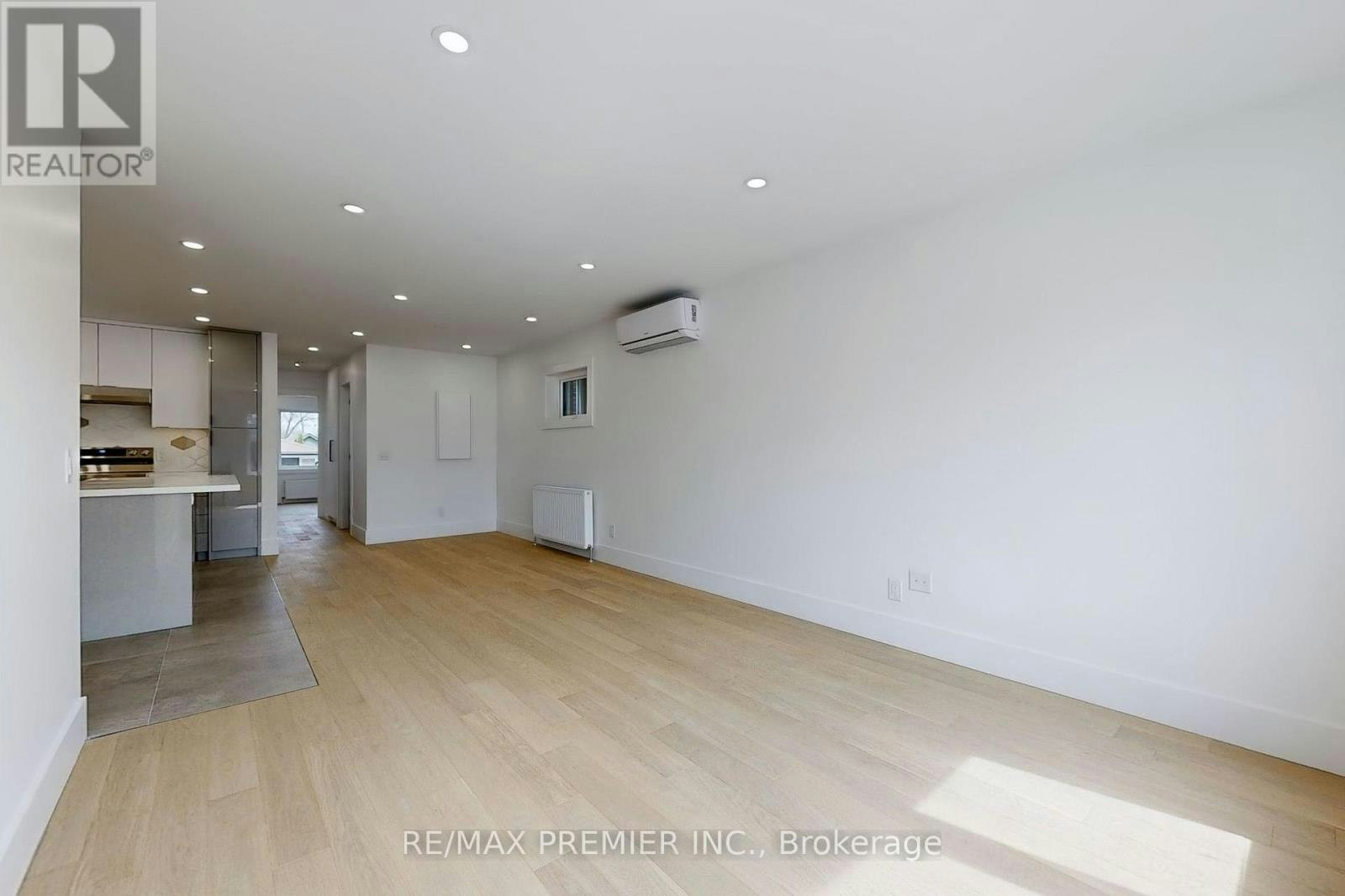 1-148 Lambton Avenue, Toronto, ON, M6N 2S9 - 10