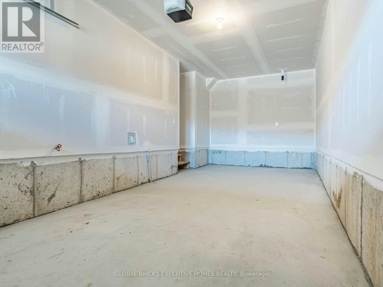 13 Central Market Drive, Cayuga, ON, N3W 0J3 - 33