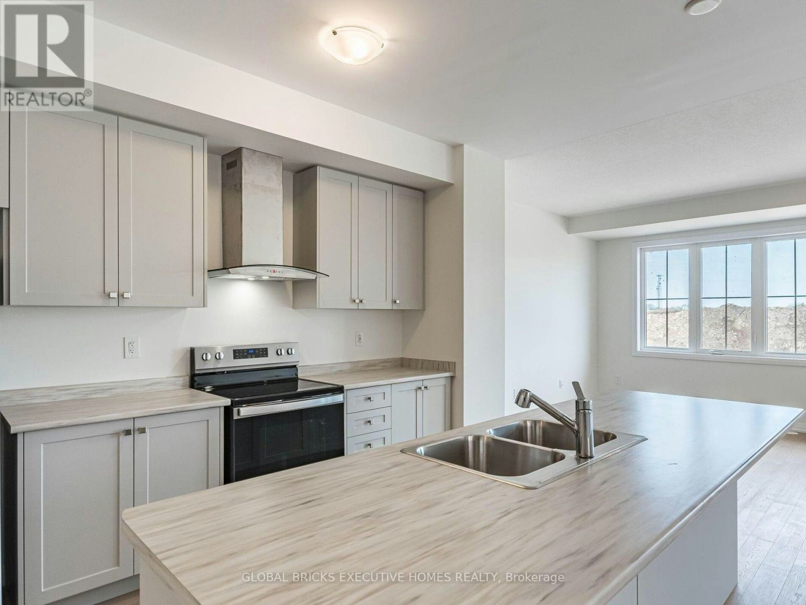 13 Central Market Drive, Cayuga, ON, N3W 0J3 - 13