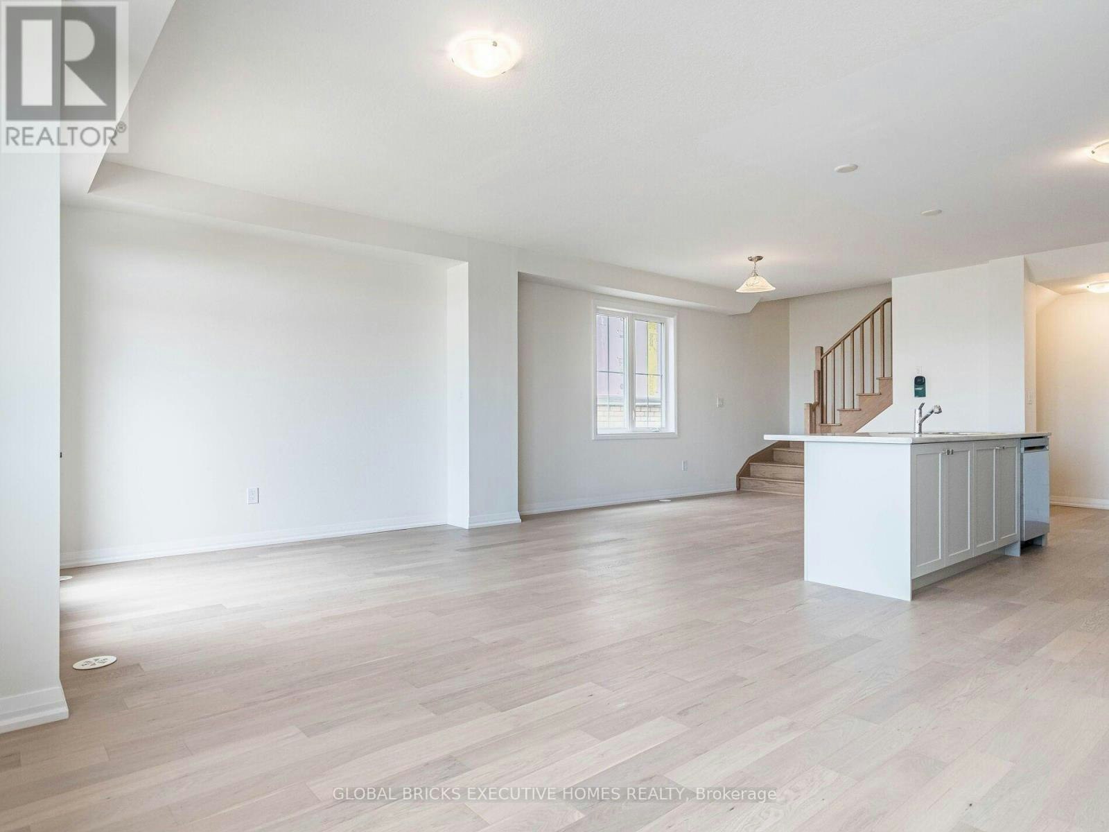 13 Central Market Drive, Cayuga, ON, N3W 0J3 - 9