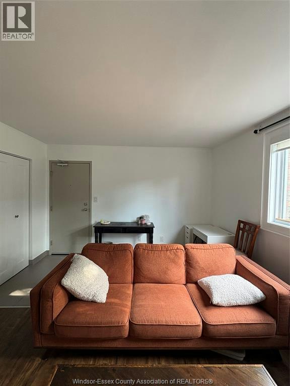 1-1092 Gladstone Avenue, Windsor, ON, N9A 2R8 - 5