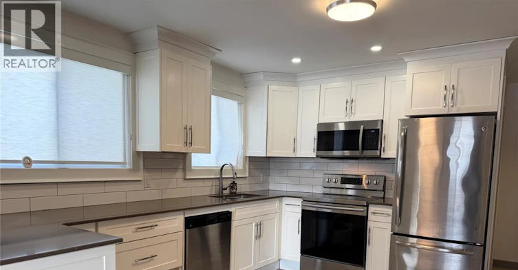 1-1092 Gladstone Avenue, Windsor, ON, N9A 2R8 - 9