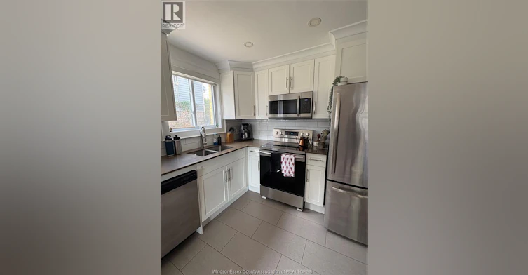 1-1092 Gladstone Avenue, Windsor, ON, N9A 2R8 - 9
