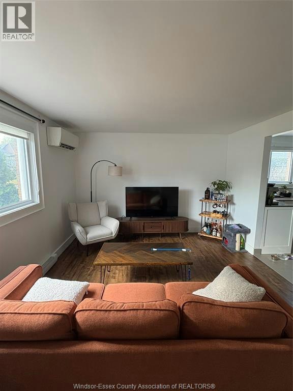 1-1092 Gladstone Avenue, Windsor, ON, N9A 2R8 - 4