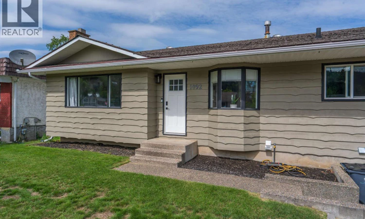 1092 Limestone Crescent