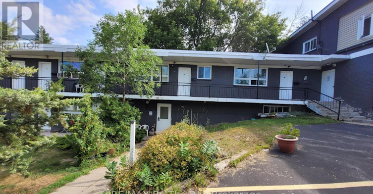 B12-280 River Road E, Wasaga Beach, ON, L9Z 2L7