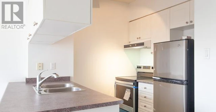 901-889 Bay Street, Toronto, ON, M5S 3K5 - 4