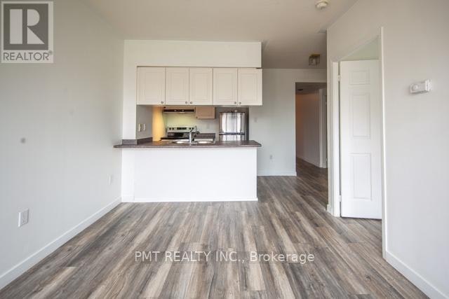901-889 Bay Street, Toronto, ON, M5S 3K5 - 3
