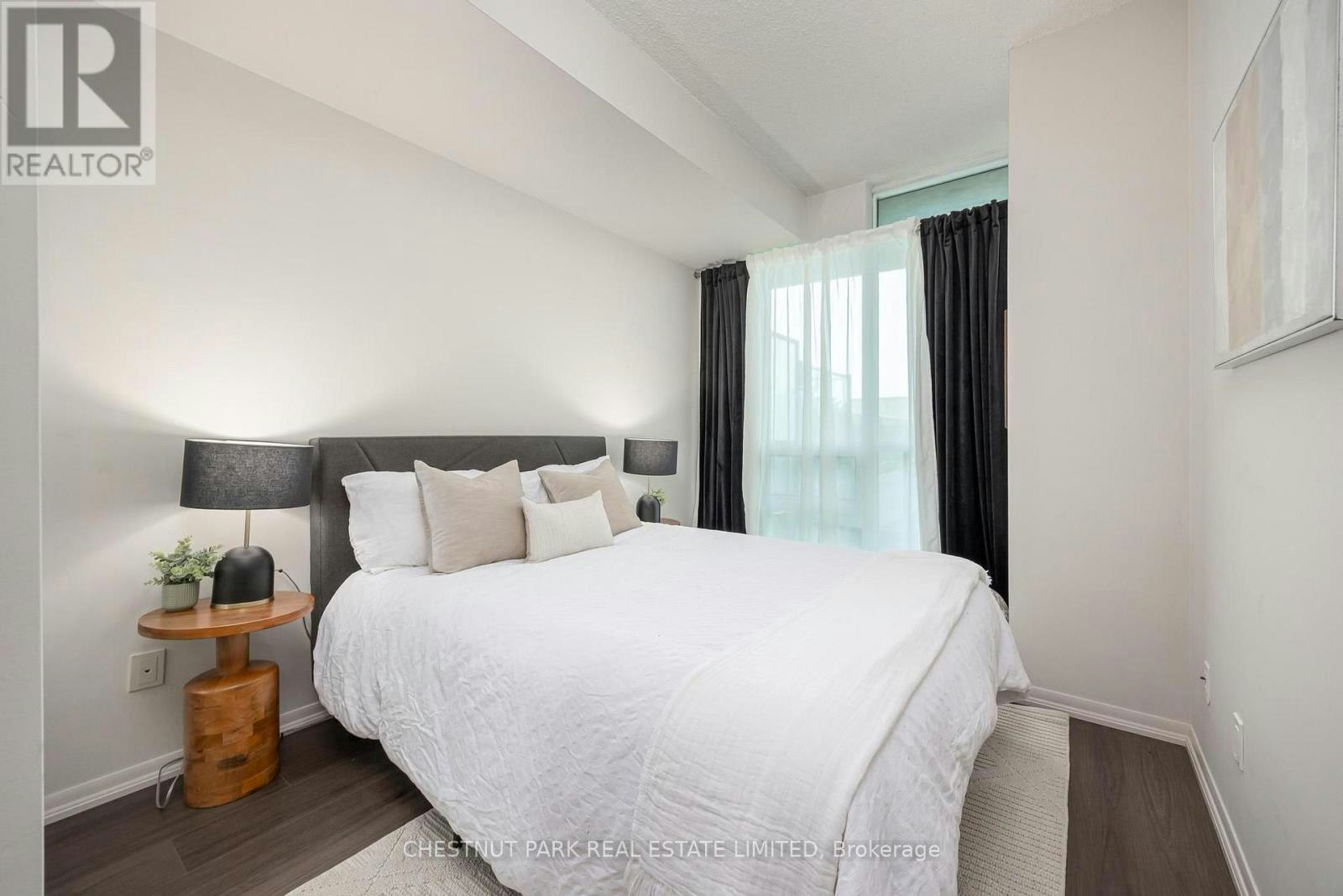 808-215 Fort York Boulevard, Toronto, ON, M5V 4A2 - 16