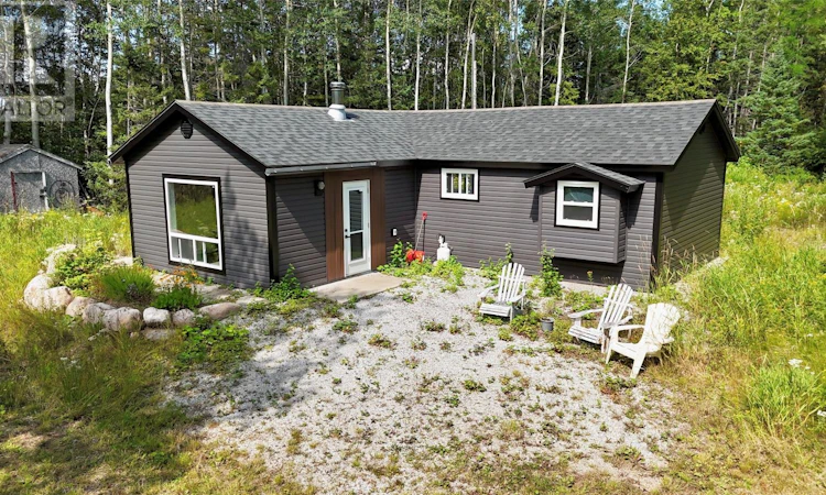 9 Midway Cabins Road