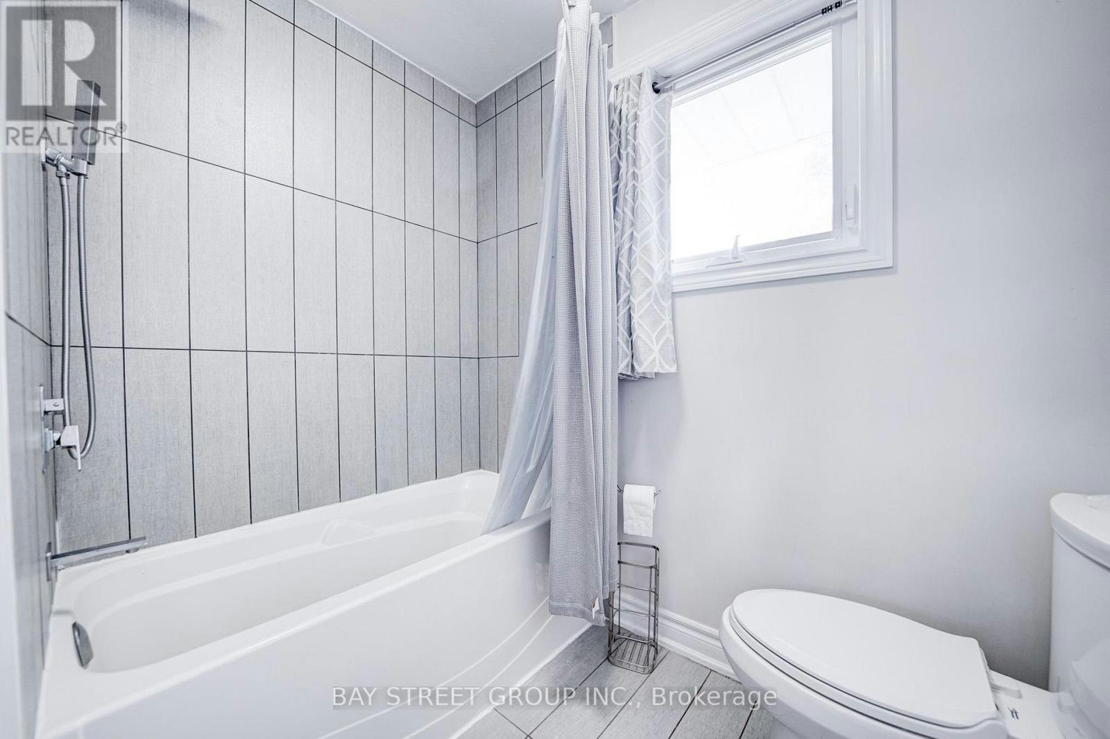 161 Church Street S, Richmond Hill, ON, L4C 1W5 - 8