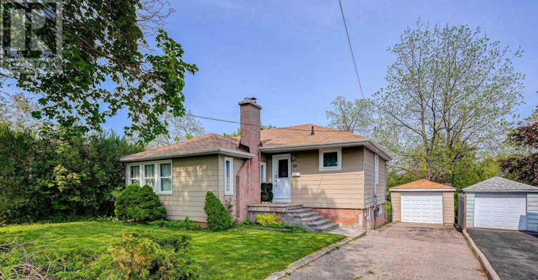 161 Church Street S, Richmond Hill, ON, L4C 1W5 - 3