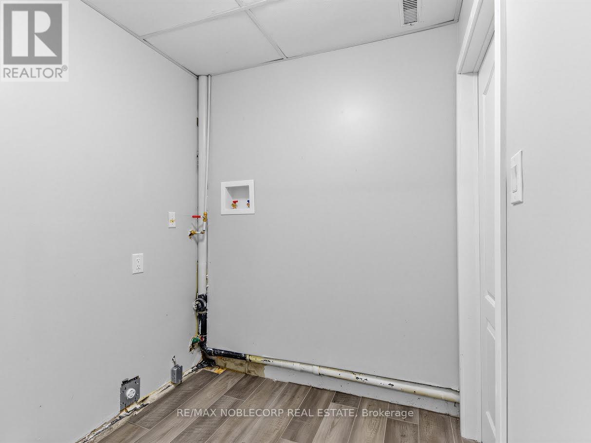 LOWER-59 Scott Crescent, Barrie, ON, L4N 4W2 - 9
