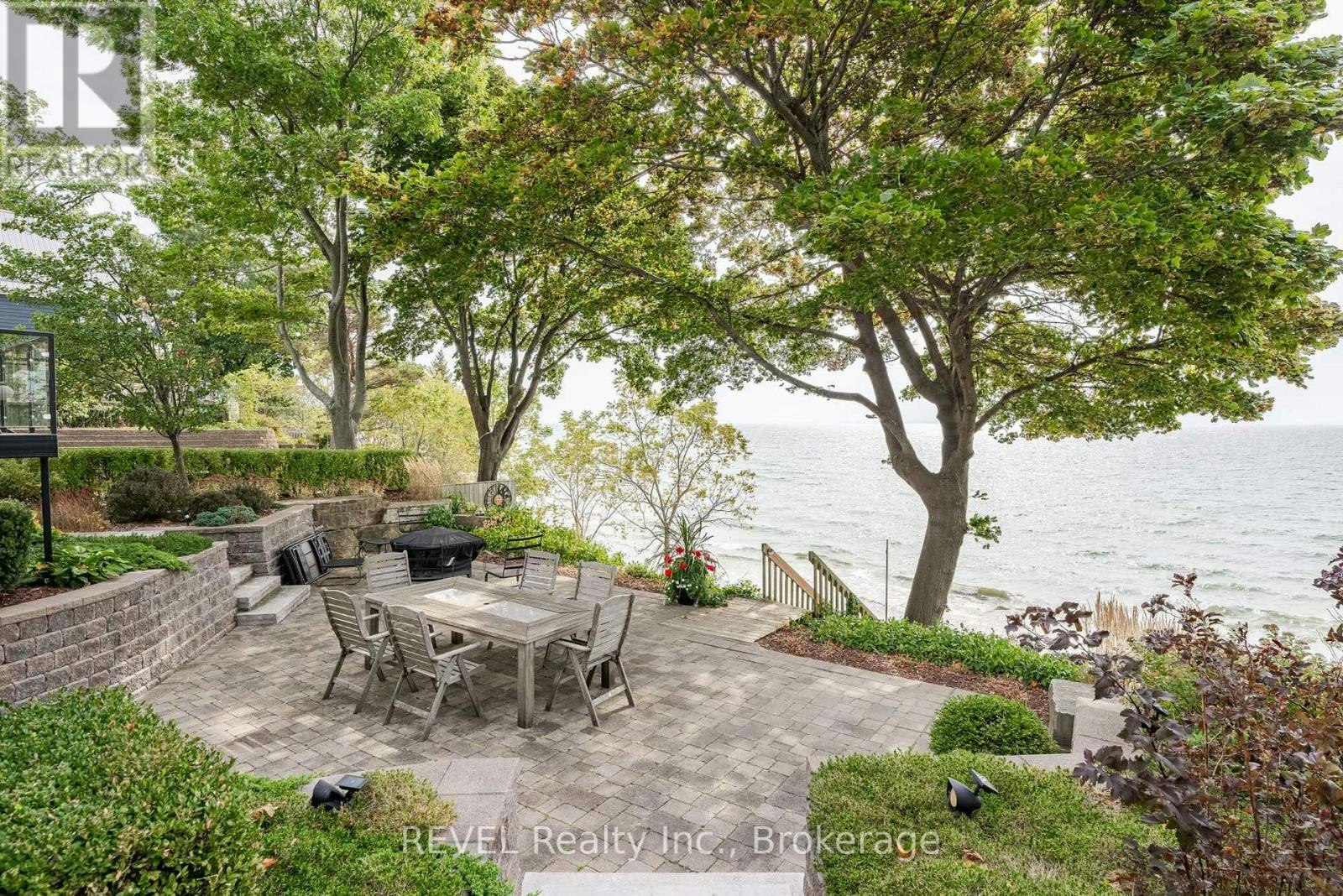 10417 Lakeshore Road, Wainfleet, ON, L3K 5V4