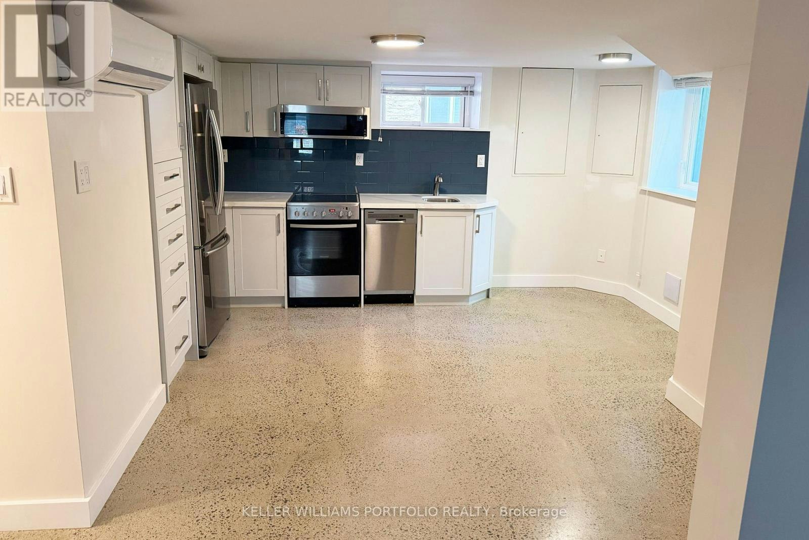 BSMT-172 High Park Avenue, Toronto, ON, M6P 2S4 - 4