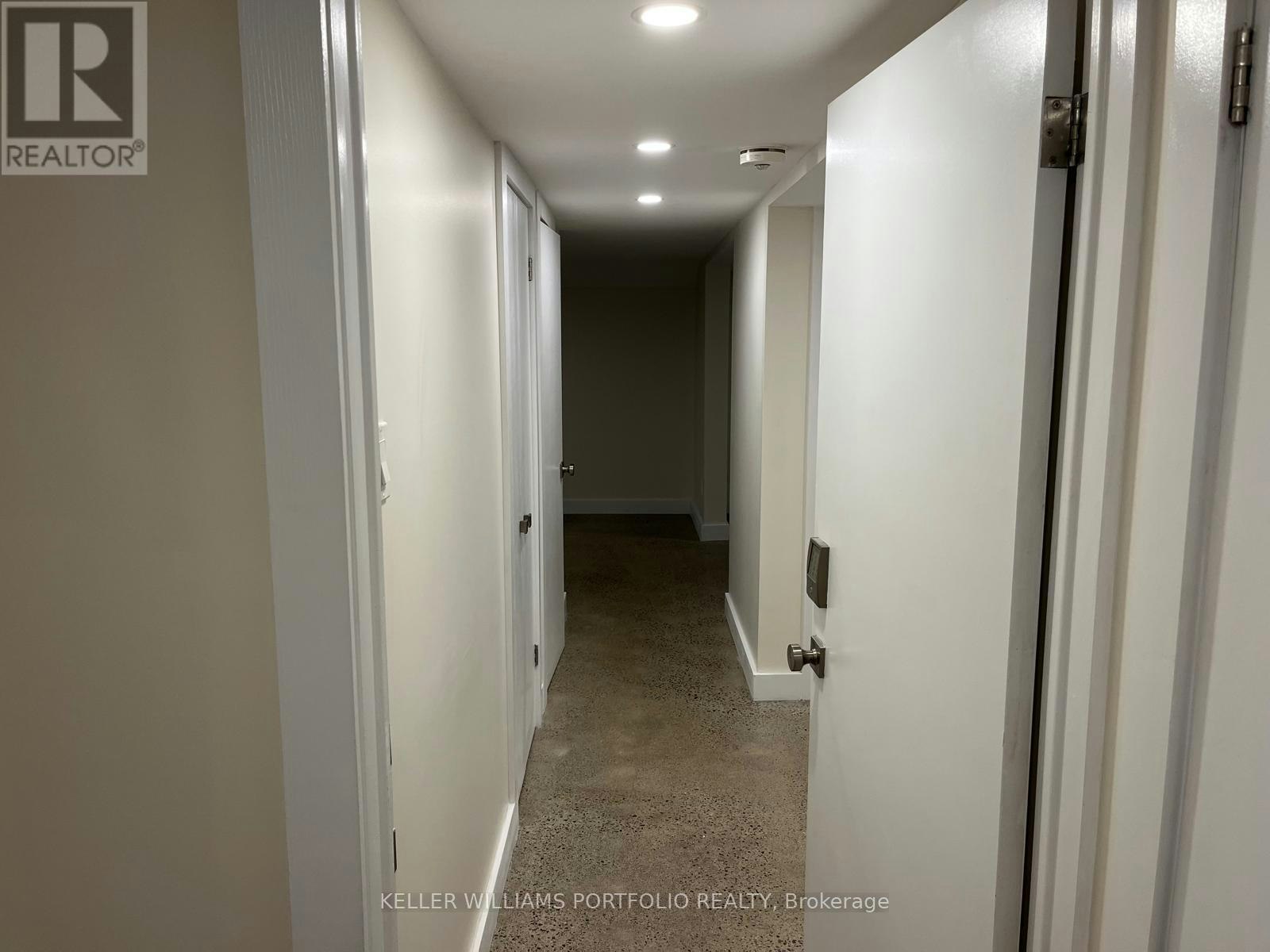 BSMT-172 High Park Avenue, Toronto, ON, M6P 2S4 - 16