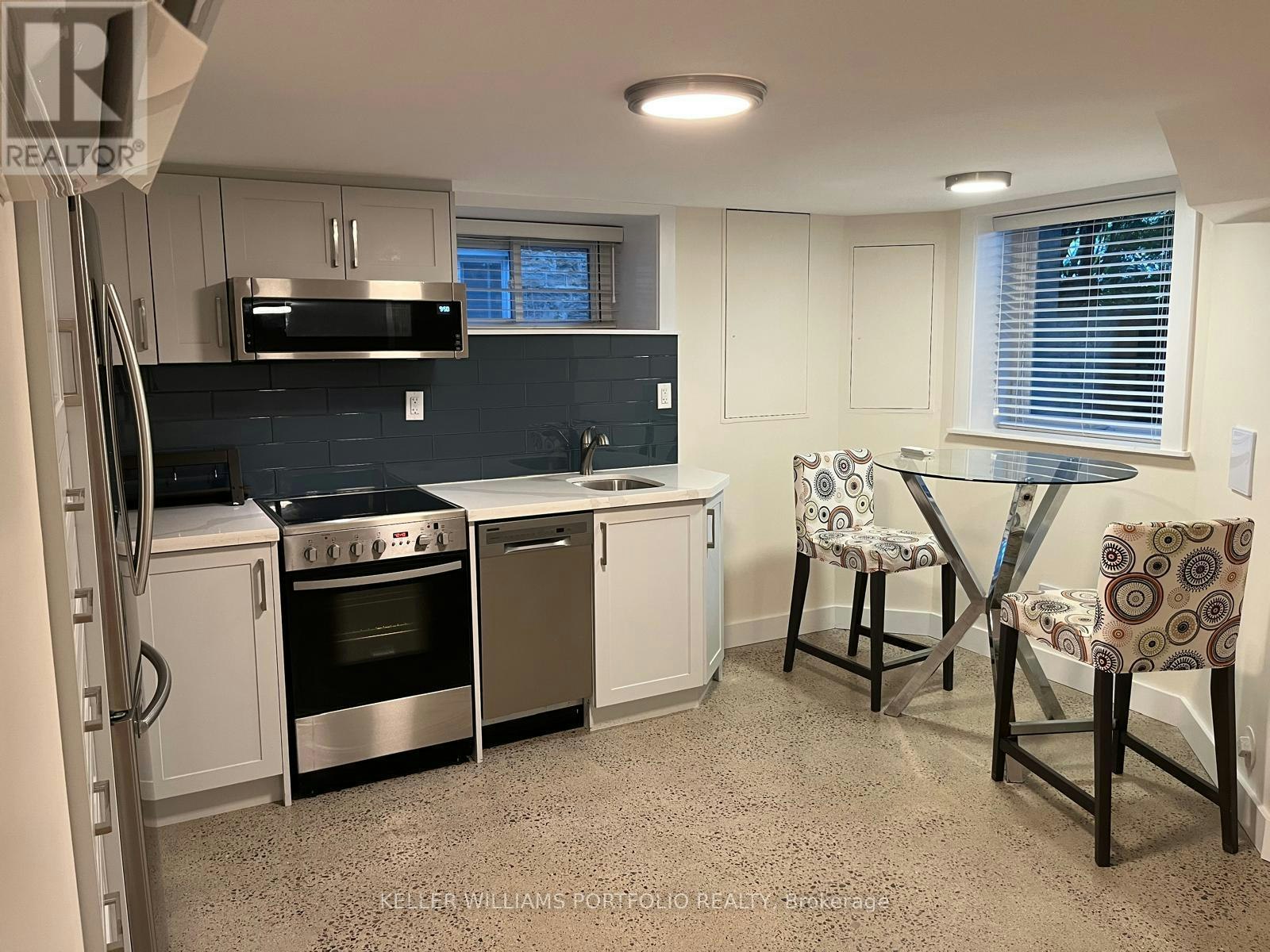 BSMT-172 High Park Avenue, Toronto, ON, M6P 2S4