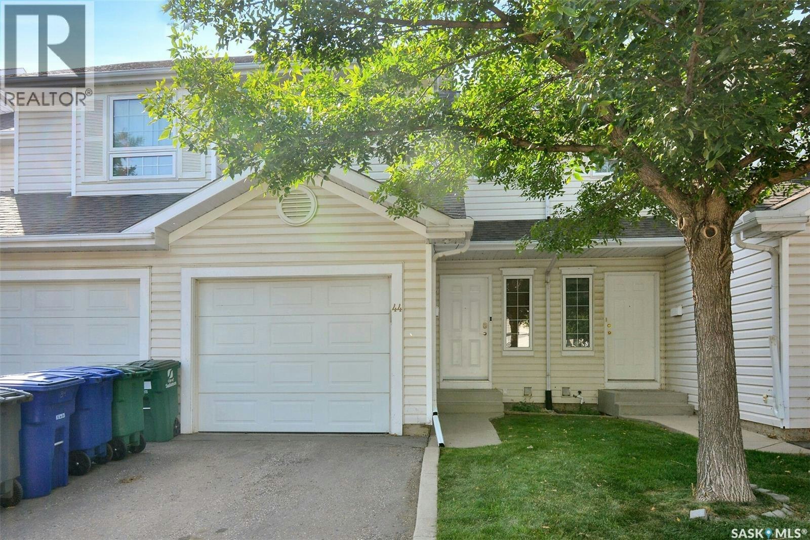 44-110 Keevil Crescent, Saskatoon, SK, S7N 4N8