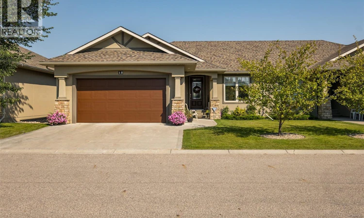 18-2805 Lakeview Drive