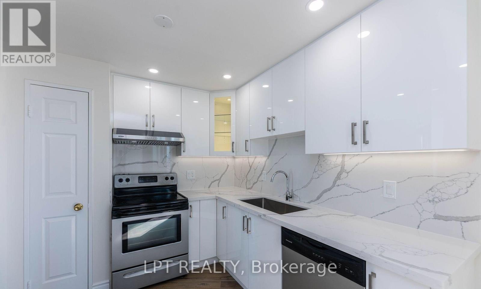 PH7-175 Bamburgh Circle, Toronto, ON, M1W 3X8 - 12