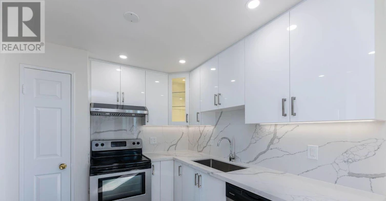 PH7-175 Bamburgh Circle, Toronto, ON, M1W 3X8 - 12