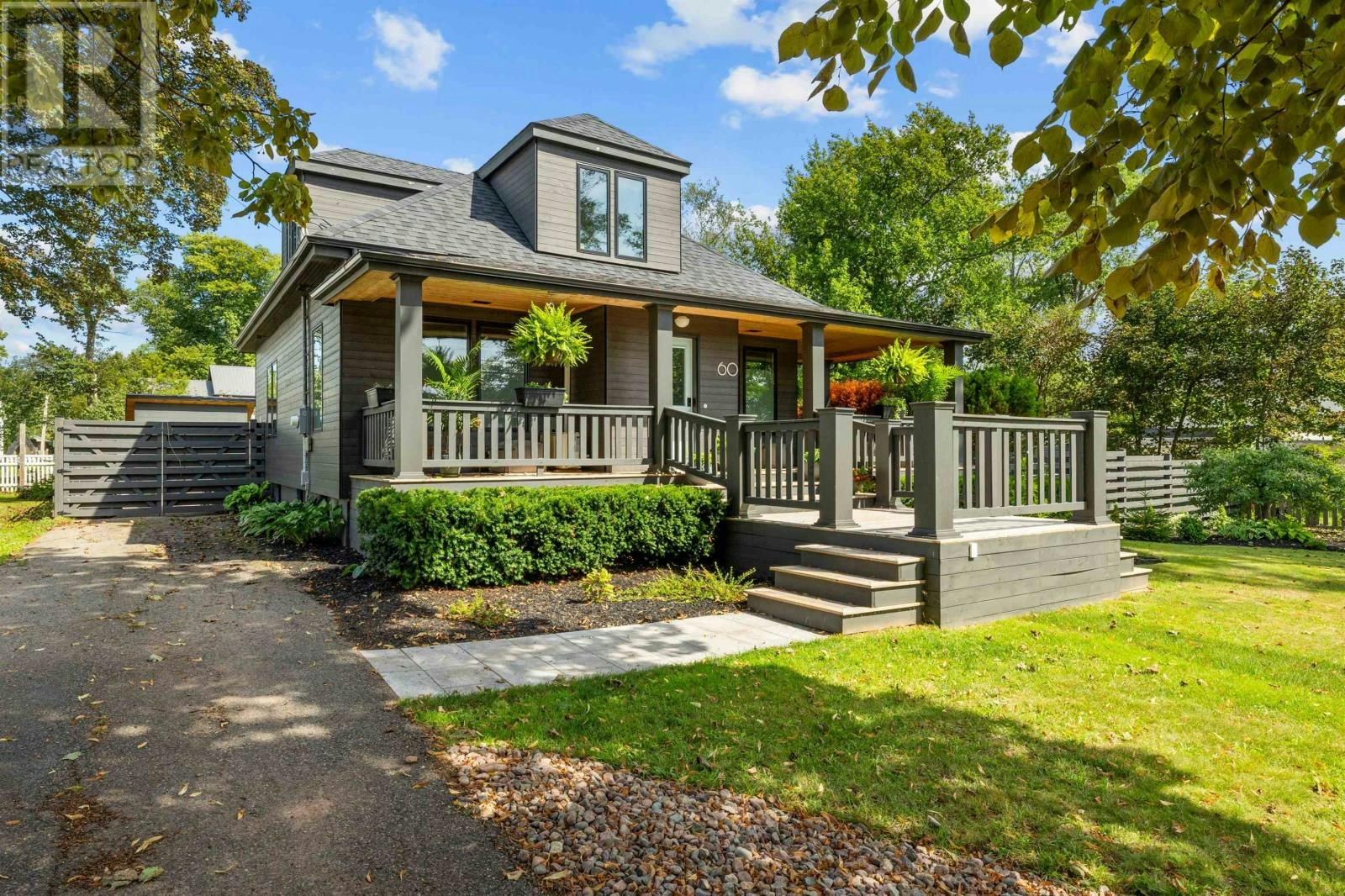60 River Road North, Charlottetown, PE, C1A 3K5
