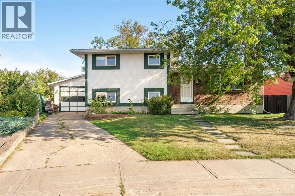 130 Hillary Place, Fort Mcmurray, AB, T9H 3T6