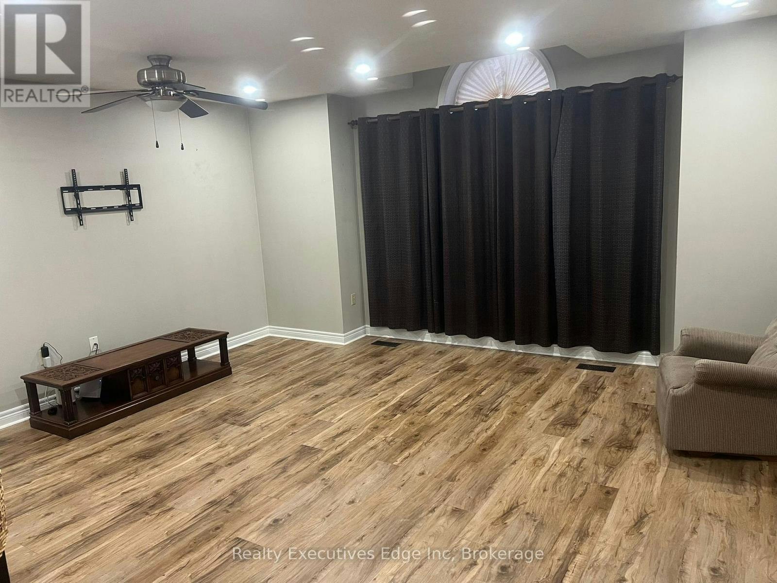 MAIN-197 Farley Drive, Guelph, ON, N1L 1L7 - 3