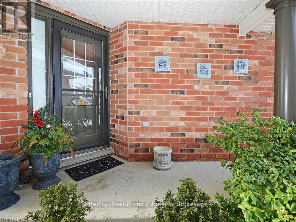 MAIN-197 Farley Drive, Guelph, ON, N1L 1L7 - 2