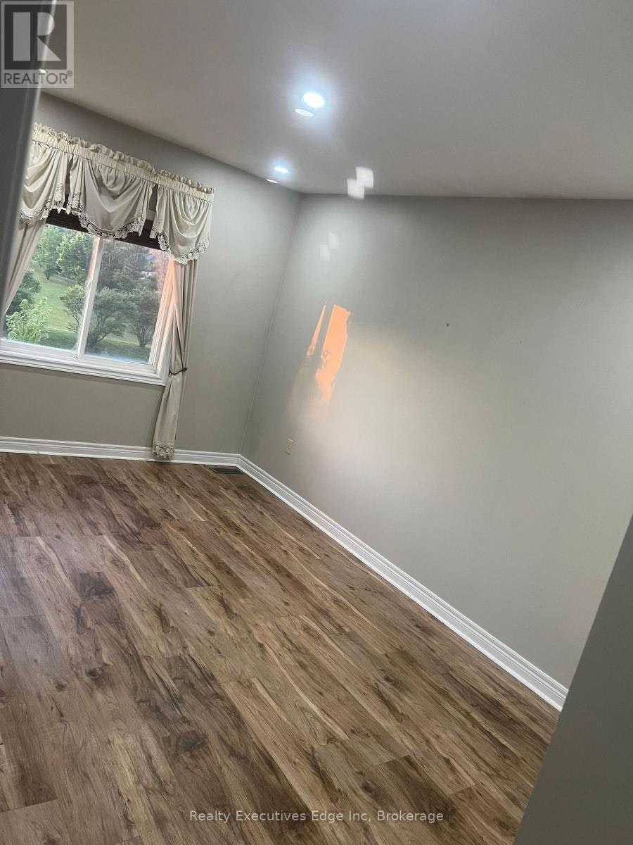 MAIN-197 Farley Drive, Guelph, ON, N1L 1L7 - 6