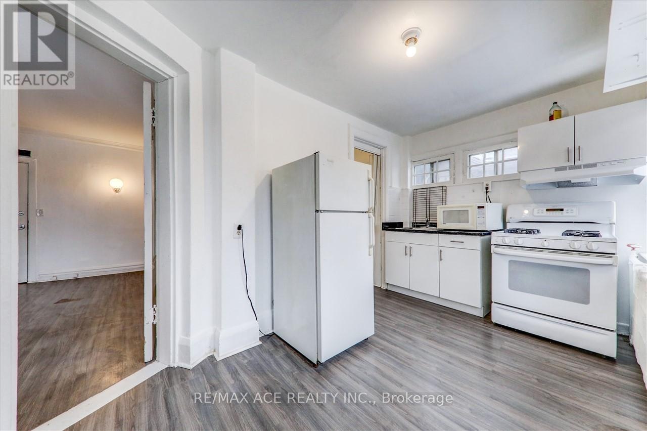 1 - FLR2-173 Spadina Road, Toronto, ON, M5R 2T9 - 11