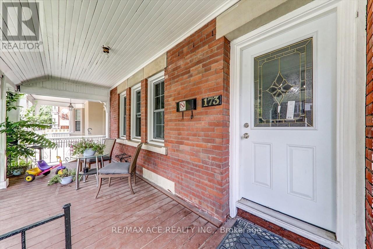 1 - FLR2-173 Spadina Road, Toronto, ON, M5R 2T9 - 4
