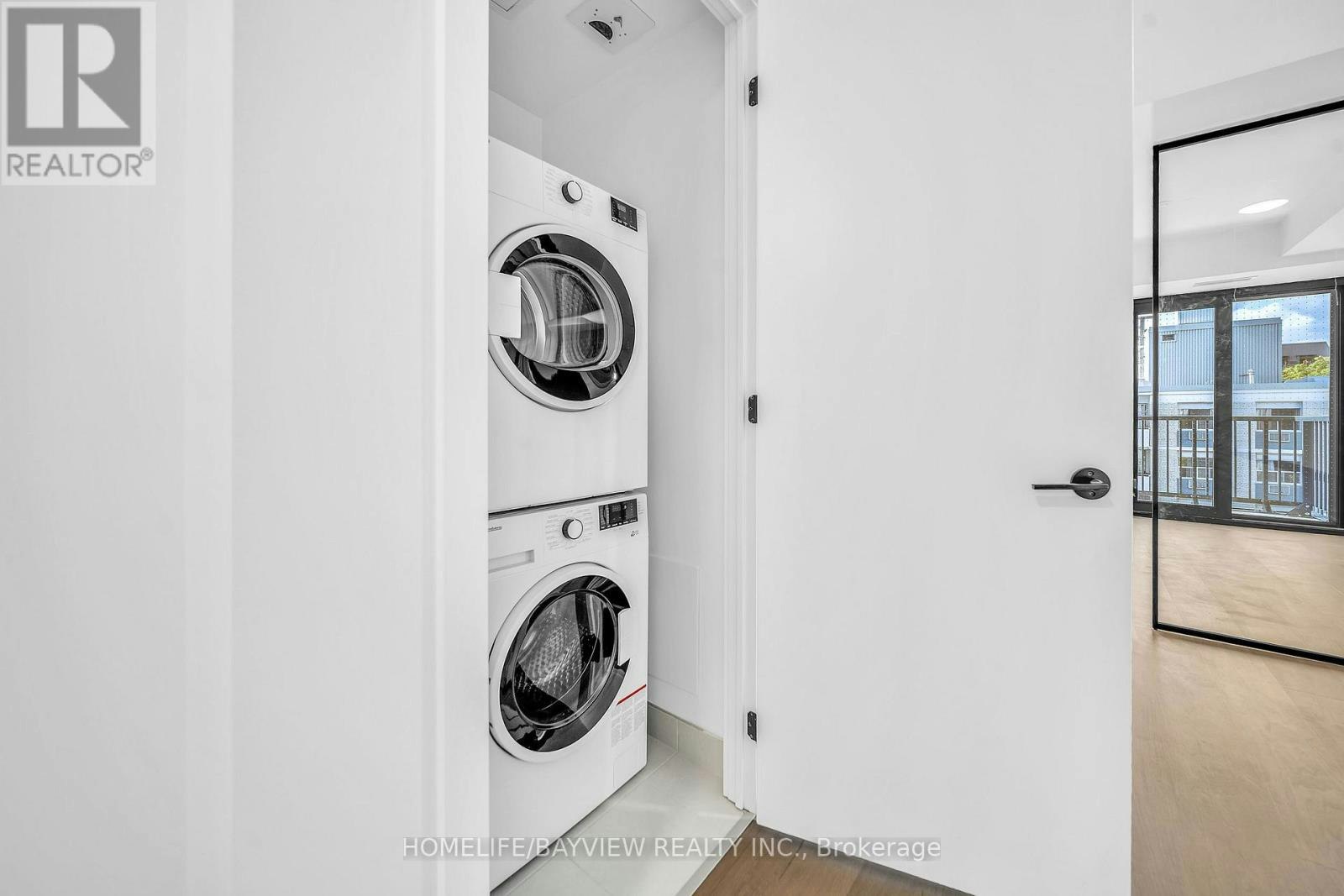 711-91 Montclair Avenue, Toronto, ON, M5P 0B1 - 11