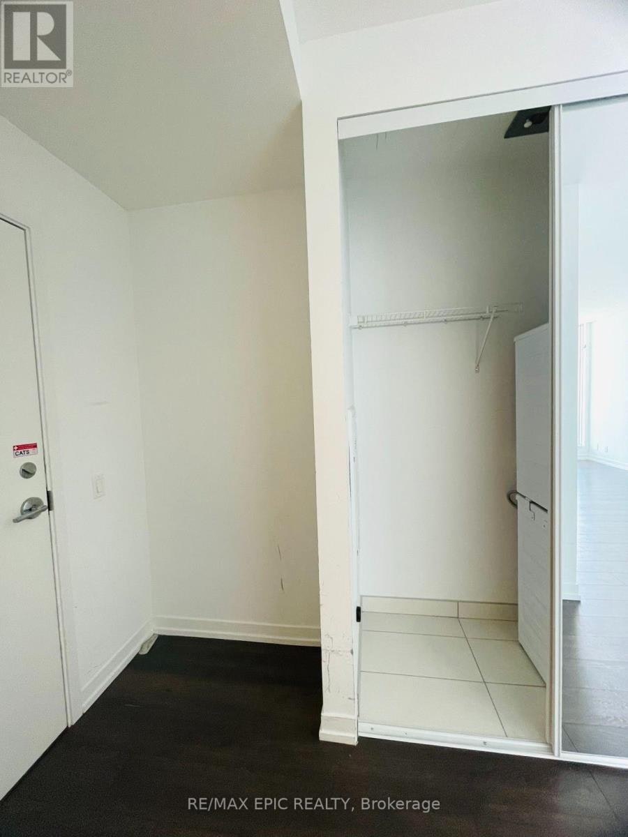 3311-898 Portgage Parkway, Vaughan, ON, L4K 0J6 - 10