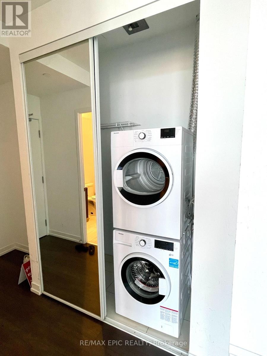 3311-898 Portgage Parkway, Vaughan, ON, L4K 0J6 - 11