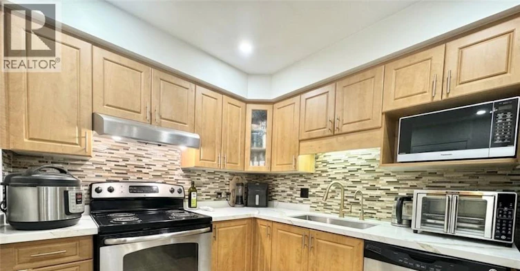 1335 Countrystone Drive, Kitchener, ON, N2N 3R9 - 3