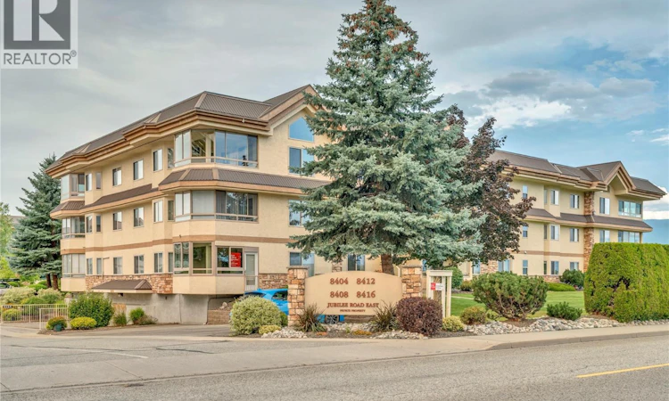 205-8416 E Jubilee Road