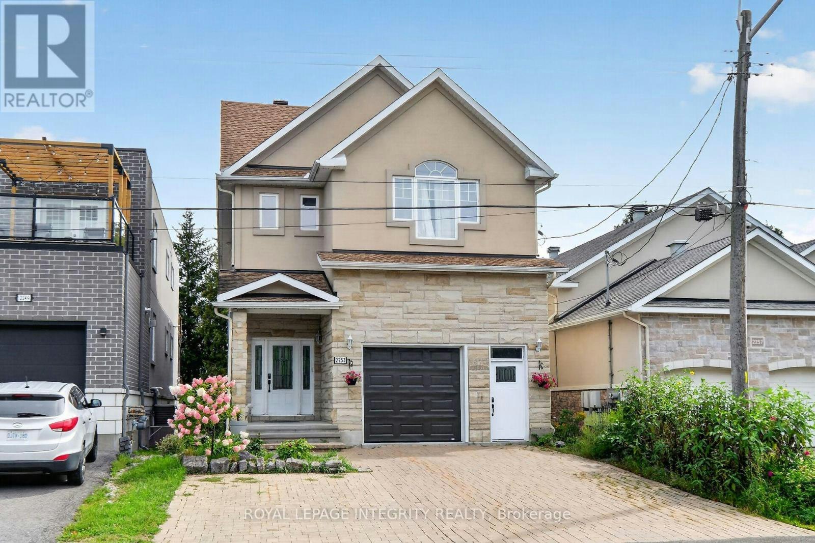 2253 Page Road, Ottawa, ON, K1C 7K5