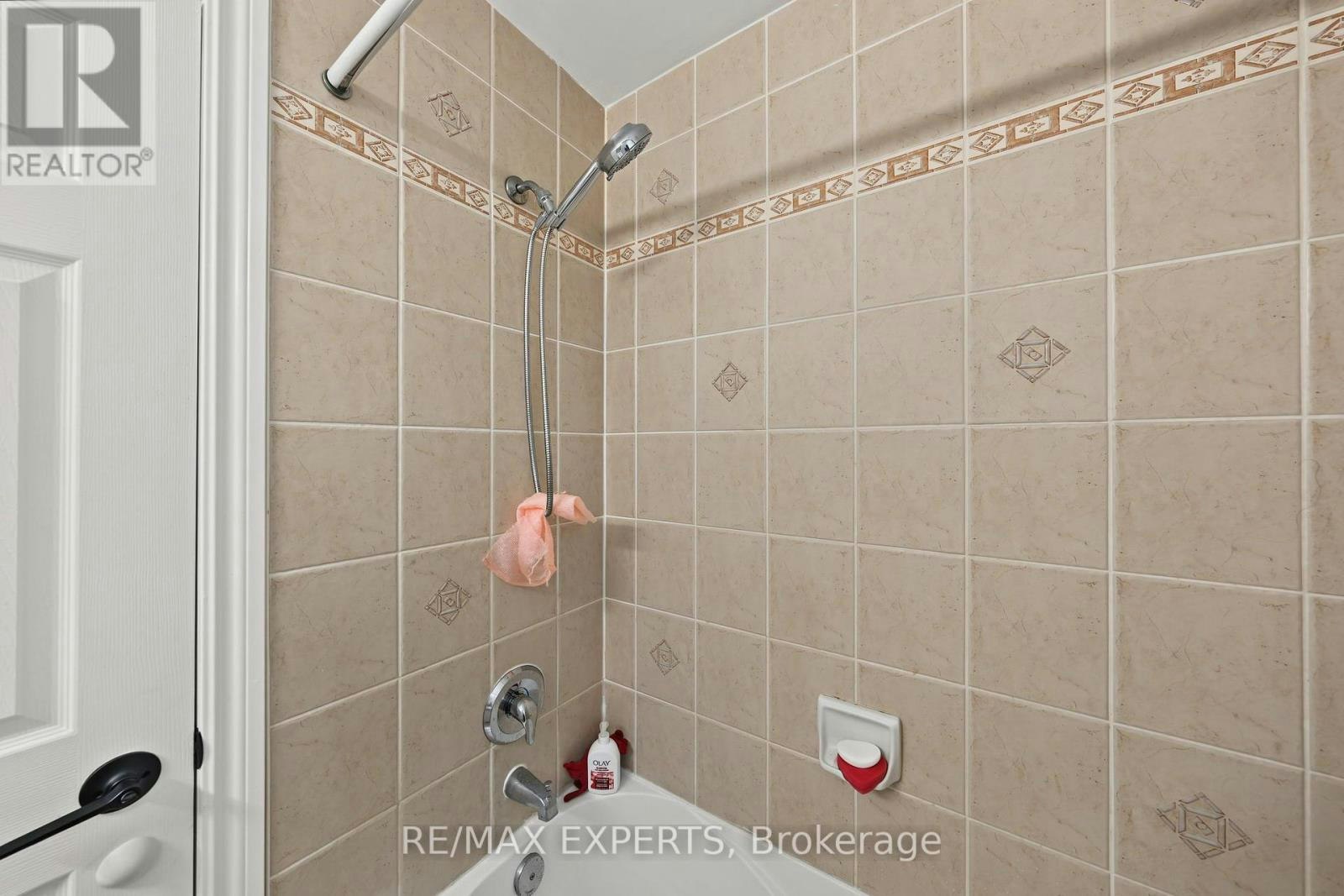 UPPER-17 Michelle Drive, Barrie, ON, L4N 5Y1 - 23