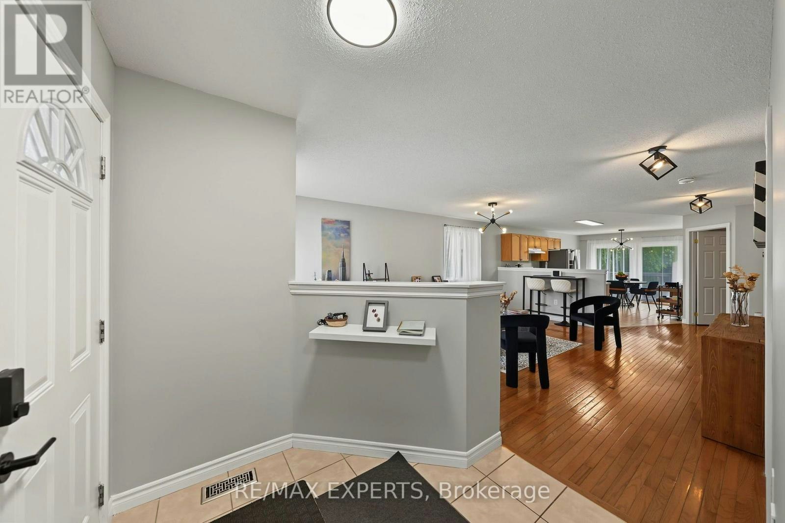 UPPER-17 Michelle Drive, Barrie, ON, L4N 5Y1 - 8
