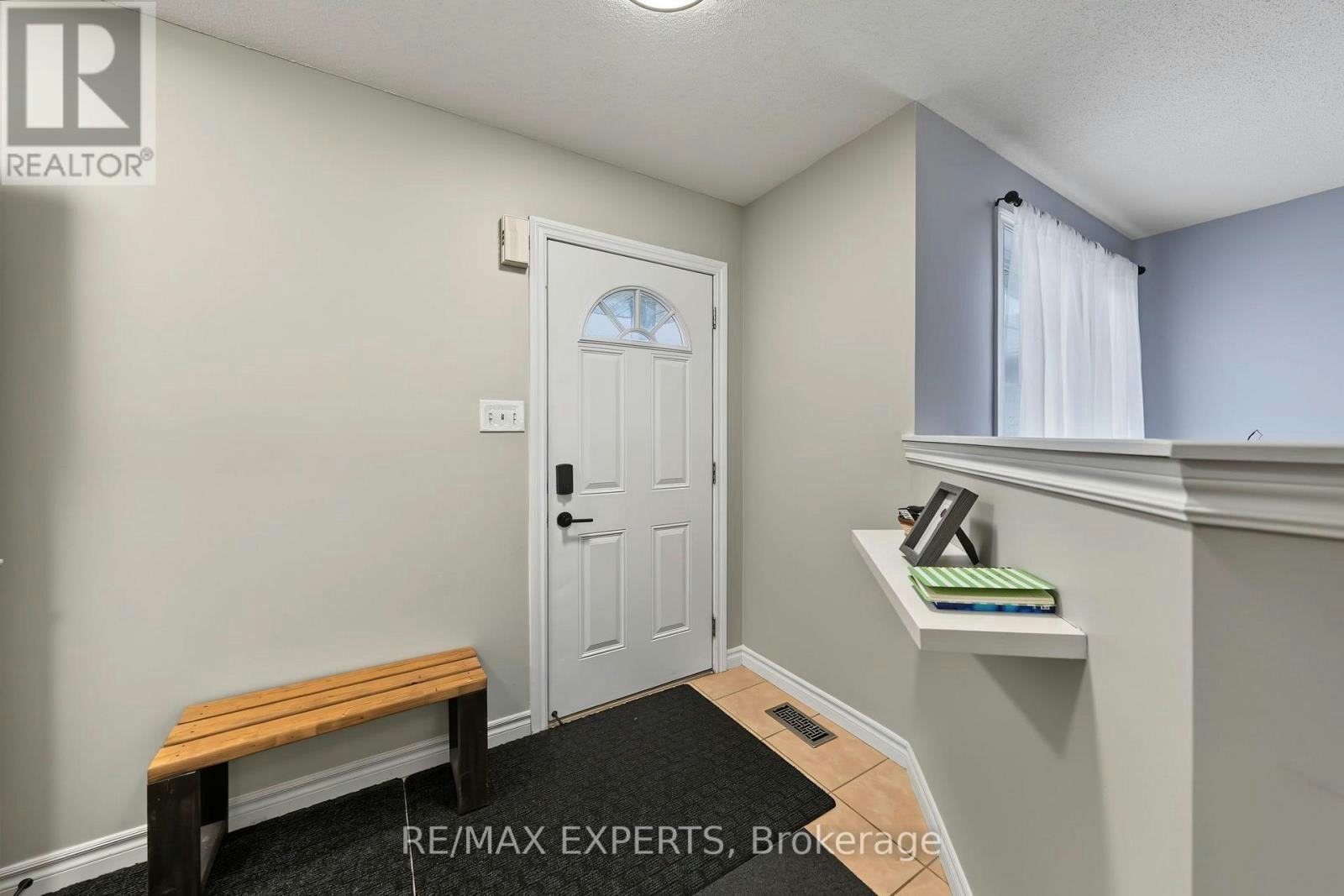 UPPER-17 Michelle Drive, Barrie, ON, L4N 5Y1 - 6