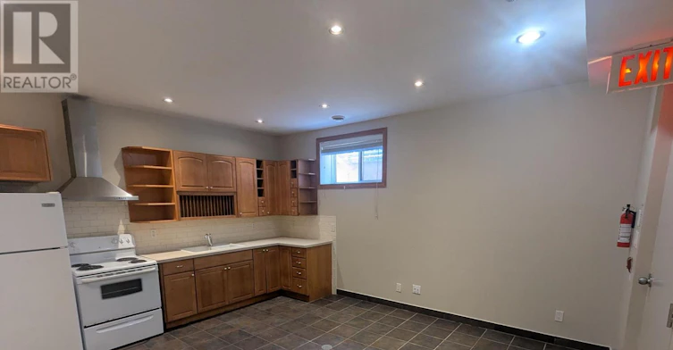4-48 Mississauga Road N, Mississauga, ON, L5H 2H8 - 10