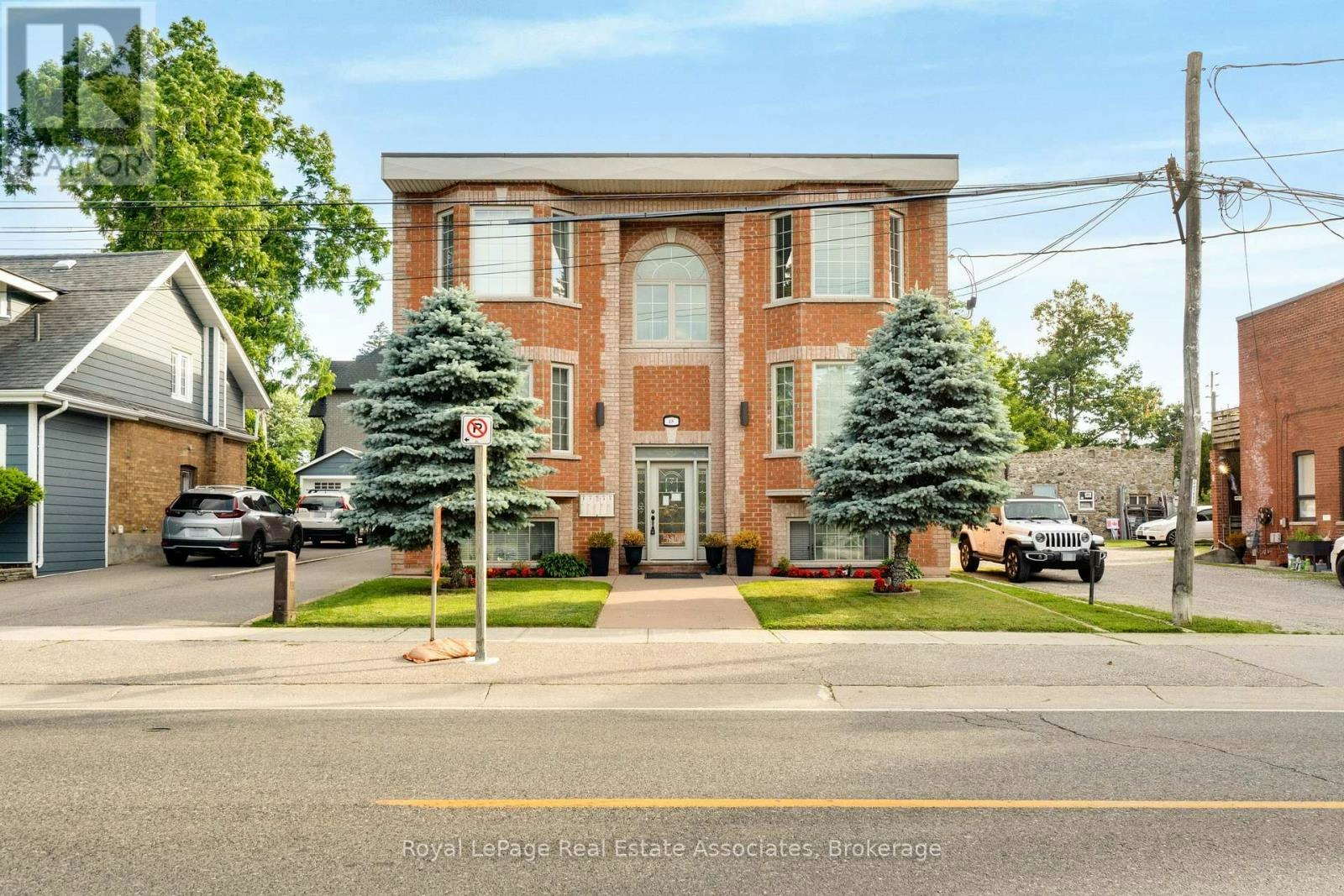 4-48 Mississauga Road N, Mississauga, ON, L5H 2H8 - 2