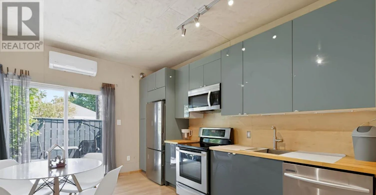 REAR-9 Parker Avenue, Toronto, ON, M8Z 4L5 - 9