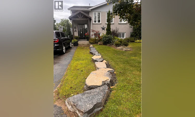8A Yeager Avenue