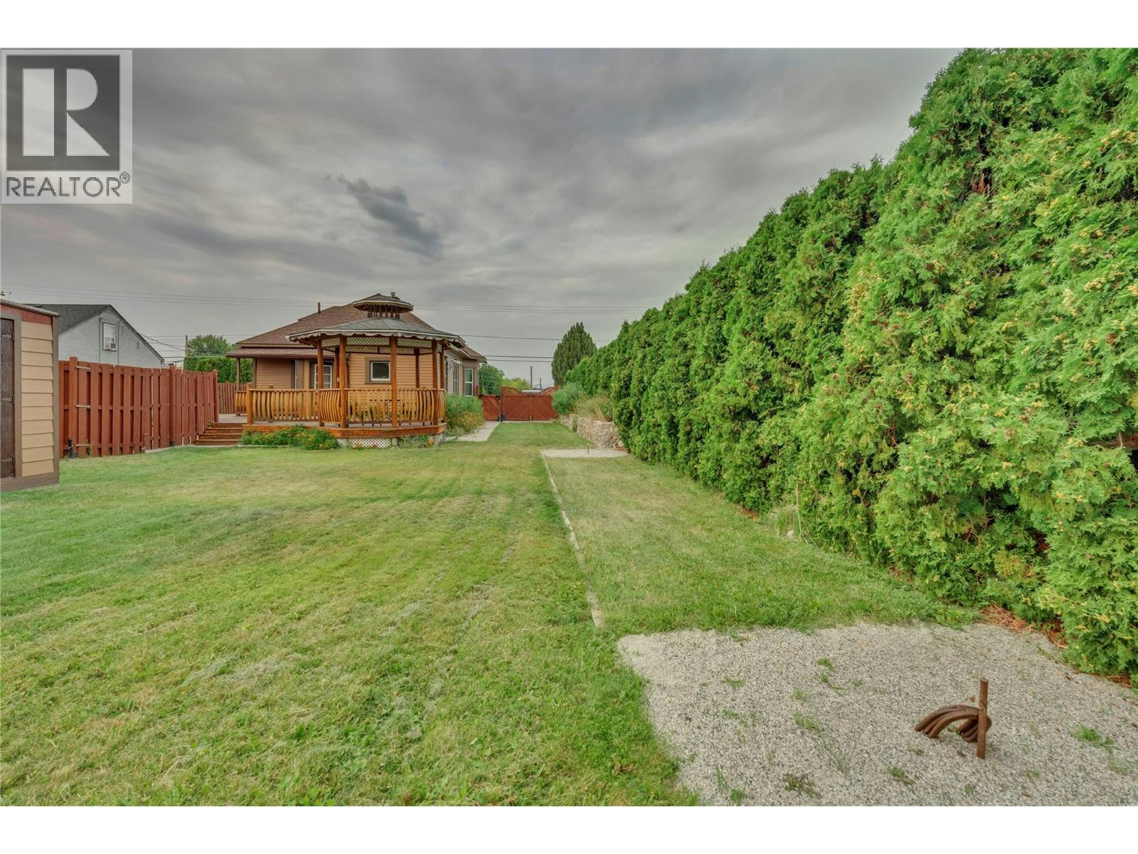 10511 Elliott Street, Summerland, BC, V0H 1Z2