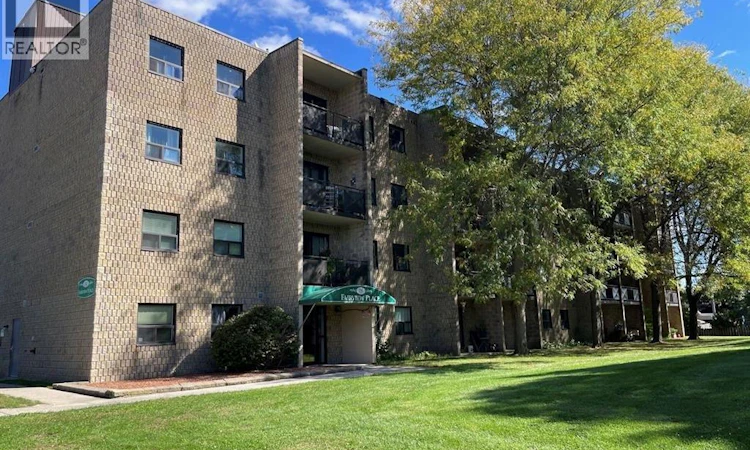 311-150 Park Avenue East