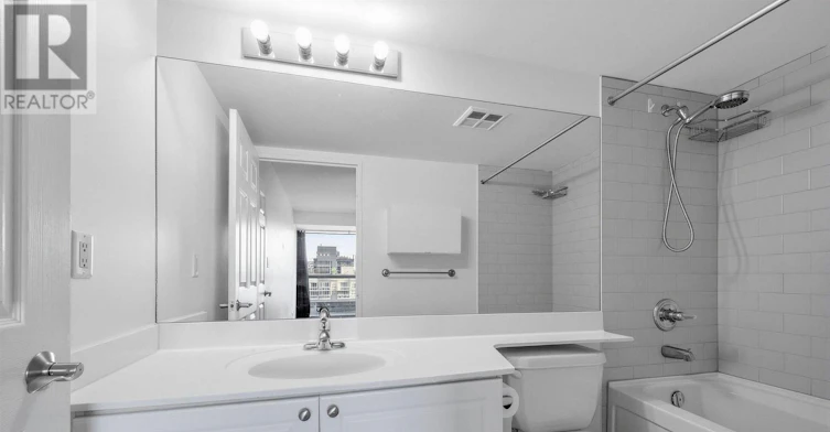 1720-230 King Street E, Toronto, ON, M5A 1K5 - 20